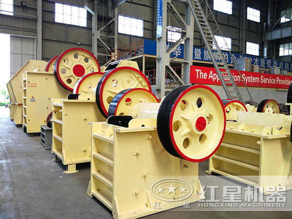 葉臘石破碎機服務(wù) 葉臘石破碎機服務(wù)