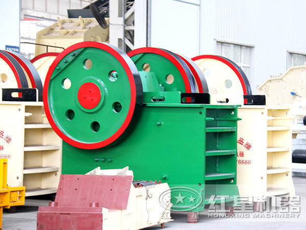 顎式破碎機 顎式破碎機