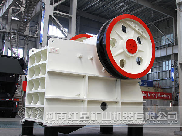 復(fù)擺顎式破碎機 復(fù)擺顎式破碎機