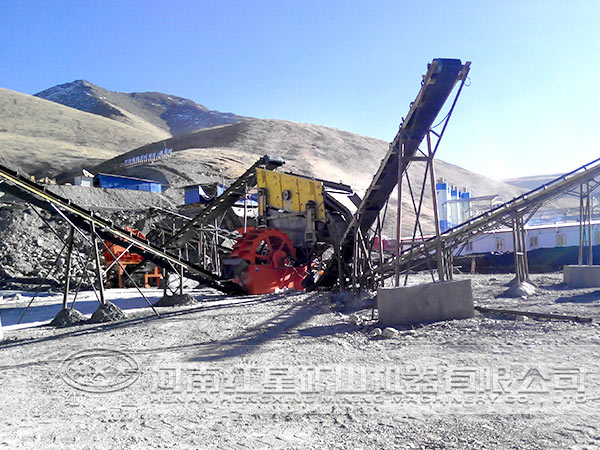 制砂生產線作業現場 制砂生產線作業現場