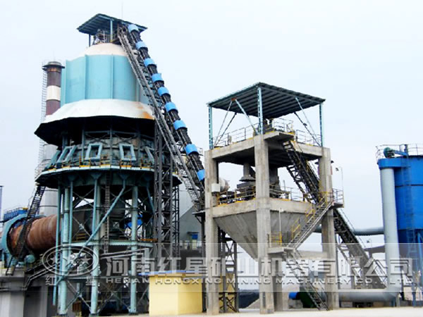 水泥生產(chǎn)線作業(yè)現(xiàn)場 水泥生產(chǎn)線作業(yè)現(xiàn)場