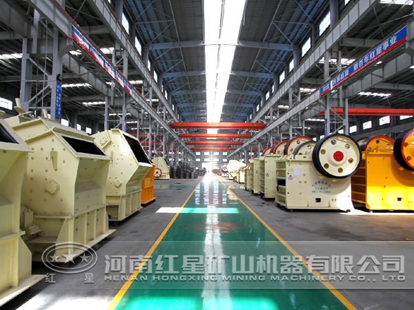 鄂式破碎機(jī)生產(chǎn)車間 鄂式破碎機(jī)生產(chǎn)車間