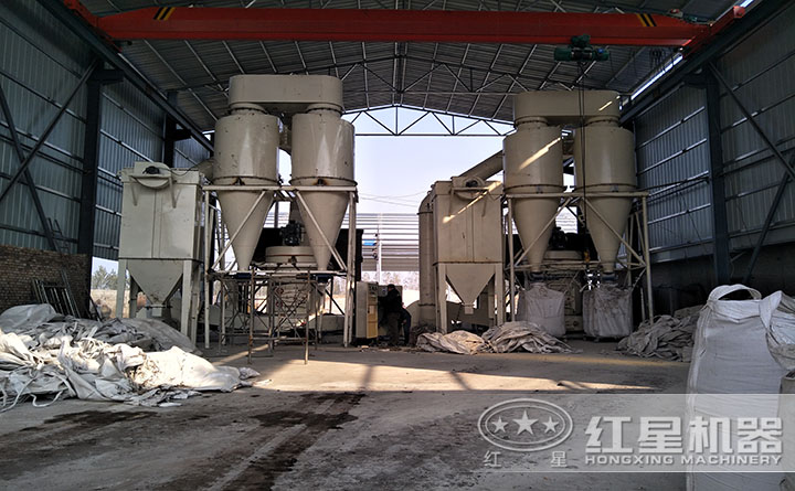 磨粉現(xiàn)場(chǎng) 磨粉現(xiàn)場(chǎng)