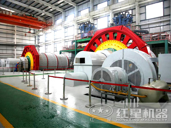 風(fēng)掃煤磨現(xiàn)場(chǎng) 風(fēng)掃煤磨現(xiàn)場(chǎng)