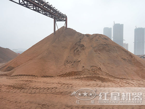 破碎后的建筑垃圾 破碎后的建筑垃圾