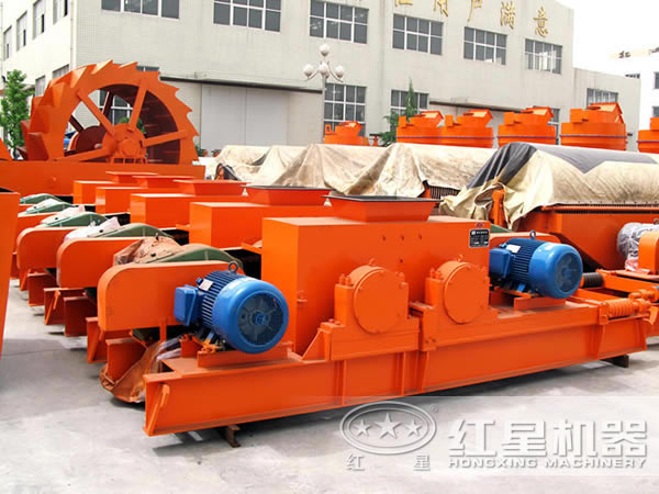白云石小型齒輥制砂機 白云石小型齒輥制砂機