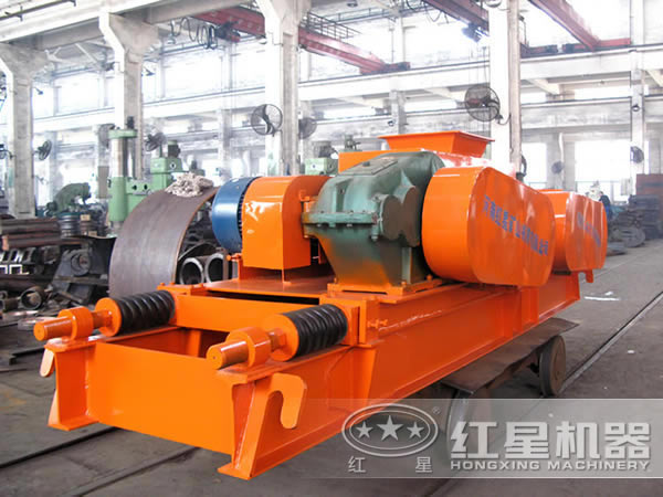 小型齒輥制砂機生產車間 小型齒輥制砂機生產車間