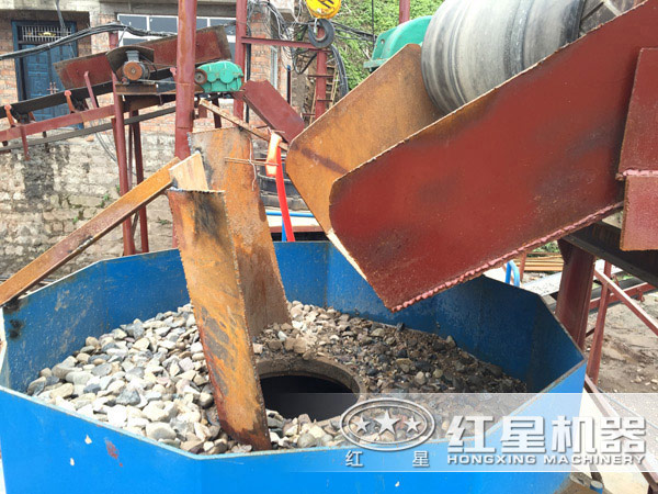 制砂機作業(yè)現(xiàn)場 制砂機作業(yè)現(xiàn)場