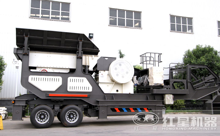 石英砂移動(dòng)破碎站實(shí)拍圖 石英砂移動(dòng)破碎站實(shí)拍圖