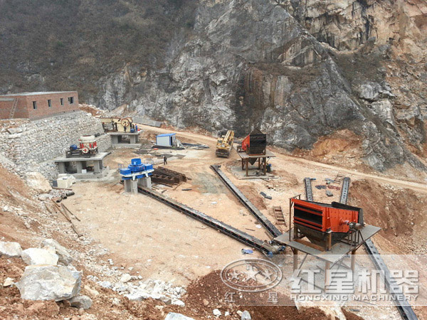 350tph沖擊式制砂機生產現場 350tph沖擊式制砂機生產現場