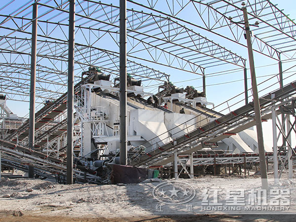 yk型號(hào)圓振動(dòng)篩生產(chǎn)現(xiàn)場(chǎng) yk型號(hào)圓振動(dòng)篩生產(chǎn)現(xiàn)場(chǎng)