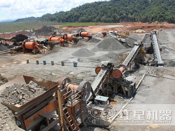 水泥球磨機作業現場 水泥球磨機作業現場