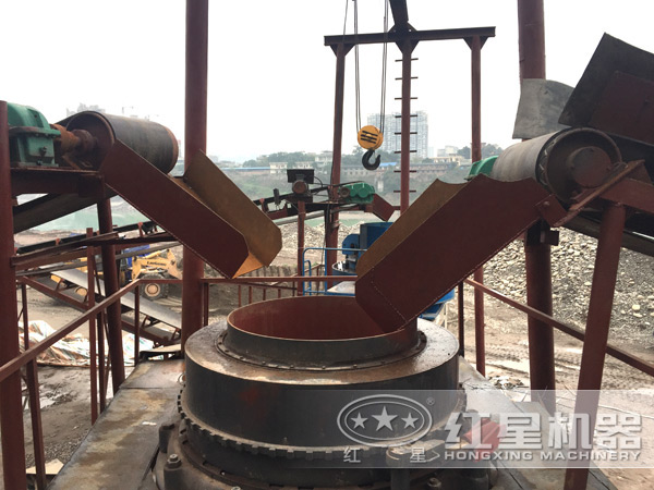 圓錐破碎機進料口 圓錐破碎機進料口