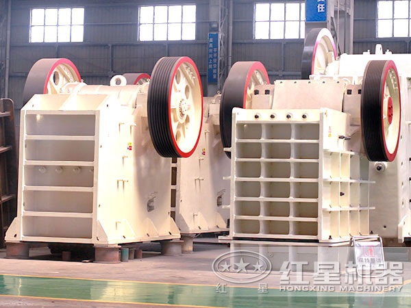 新型環(huán)保鄂式破碎機 新型環(huán)保鄂式破碎機