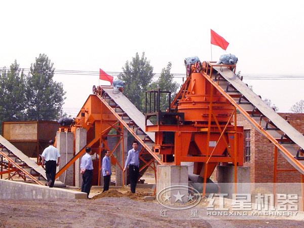 紅星技術(shù)人員回訪現(xiàn)場 紅星技術(shù)人員回訪現(xiàn)場