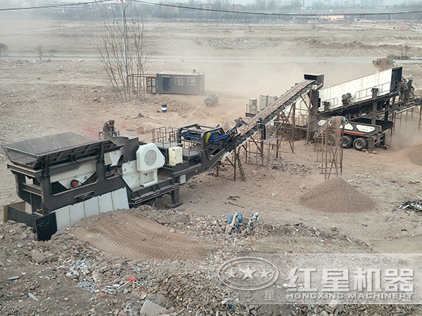 建筑廢料破碎現場 建筑廢料破碎現場