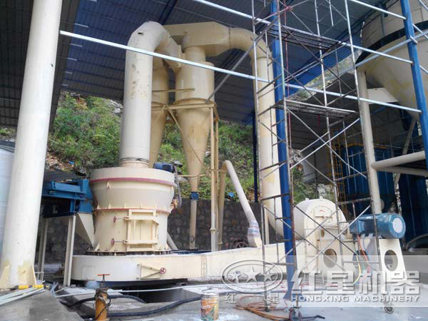 紅星磨粉機用戶生產現(xiàn)場 紅星磨粉機用戶生產現(xiàn)場