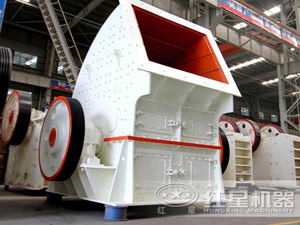 PCZ新型重錘式破碎機 PCZ新型重錘式破碎機