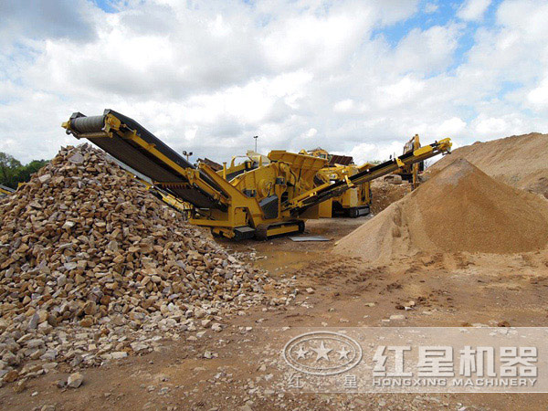 流動式建筑垃圾粉碎機用戶現場 流動式建筑垃圾粉碎機用戶現場