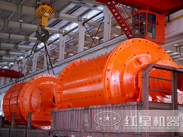 磷礦球磨機發(fā)貨現(xiàn)場 磷礦球磨機發(fā)貨現(xiàn)場