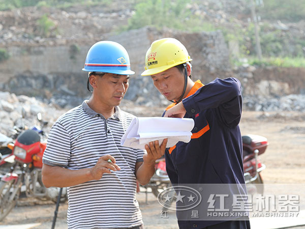 設(shè)備安裝、調(diào)試現(xiàn)場 設(shè)備安裝、調(diào)試現(xiàn)場