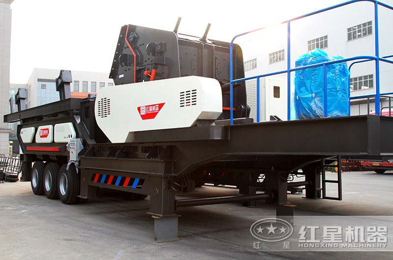 反擊式移動磕石子機(jī) 反擊式移動磕石子機(jī)