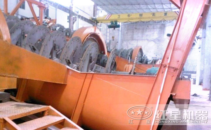 螺旋洗砂機(jī)客戶(hù)現(xiàn)場(chǎng) 螺旋洗砂機(jī)客戶(hù)現(xiàn)場(chǎng)