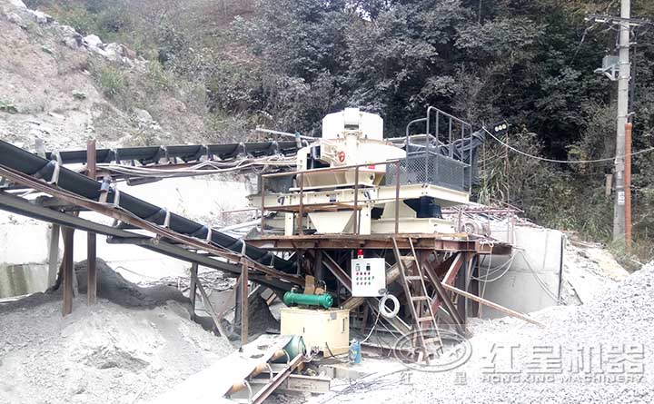時產500噸制砂機生產現場 時產500噸制砂機生產現場