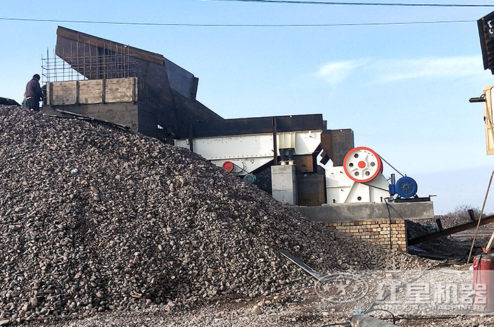 69顎破機現場作業圖 69顎破機現場作業圖