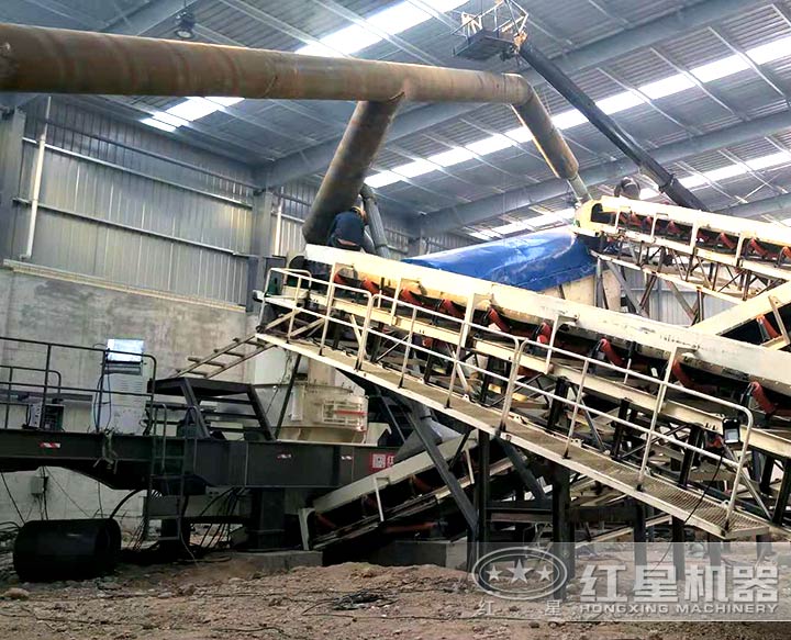 移動(dòng)破碎生產(chǎn)線 移動(dòng)破碎生產(chǎn)線