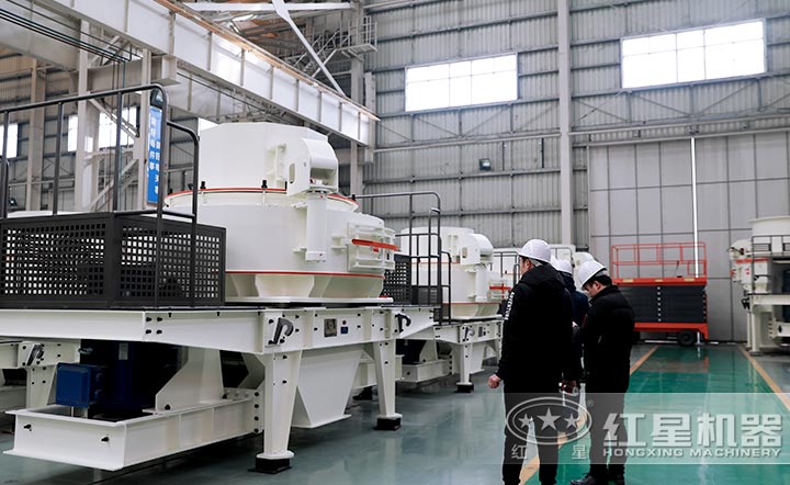 客戶來(lái)廠參觀考察制砂設(shè)備 客戶來(lái)廠參觀考察制砂設(shè)備